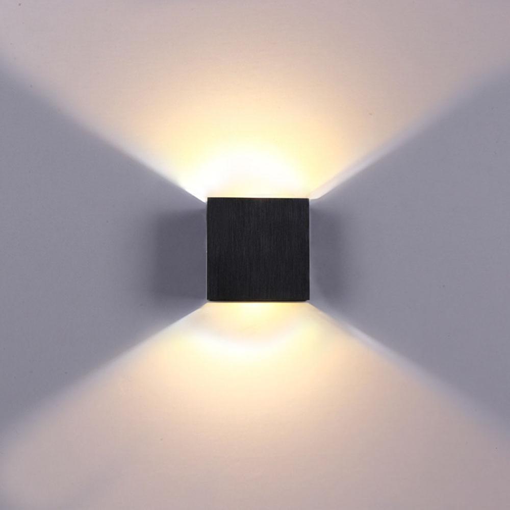 Aluminum wall light